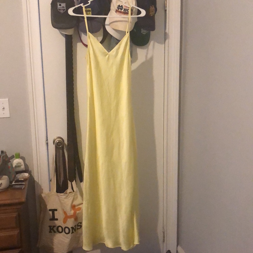 Zara yellow dress with ruffled hem